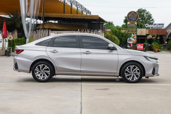 TOYOTA YARIS ATIV 1.2 SMART ปี2023 จด2024 (ขล3978) - Image 6