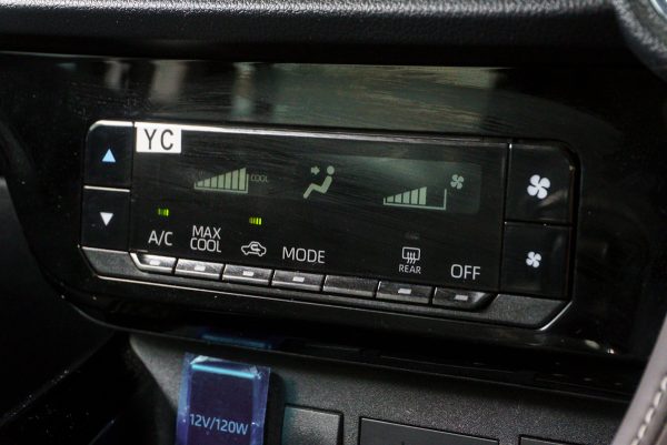 TOYOTA YARIS ATIV 1.2 SMART ปี2023 จด2024 (ขล3978) - Image 21