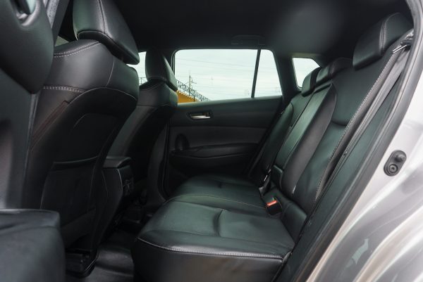 TOYOTA COROLLA CROSS 1.8 HYBRID SMART ปี2021 (2ขณ3095) - Image 13