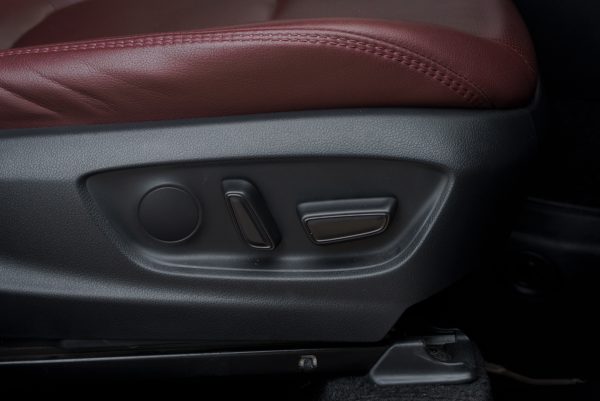 TOYOTA COROLLA CROSS 1.8 HYBRID PREMIUM ปี2021 (2ขช3283) - Image 12