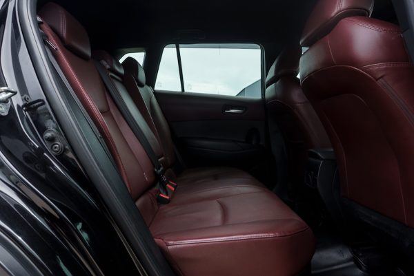 TOYOTA COROLLA CROSS 1.8 HYBRID PREMIUM ปี2021 (2ขช3283) - Image 13