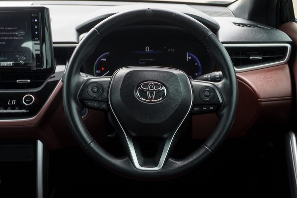 TOYOTA COROLLA CROSS 1.8 HYBRID PREMIUM ปี2021 (2ขช3283) - Image 17