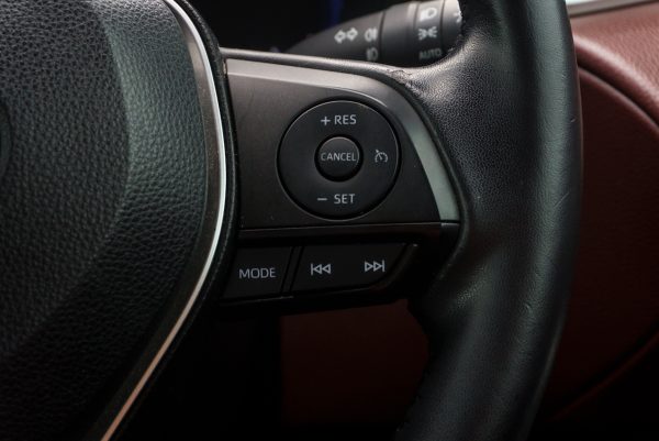 TOYOTA COROLLA CROSS 1.8 HYBRID PREMIUM ปี2021 (2ขช3283) - Image 19
