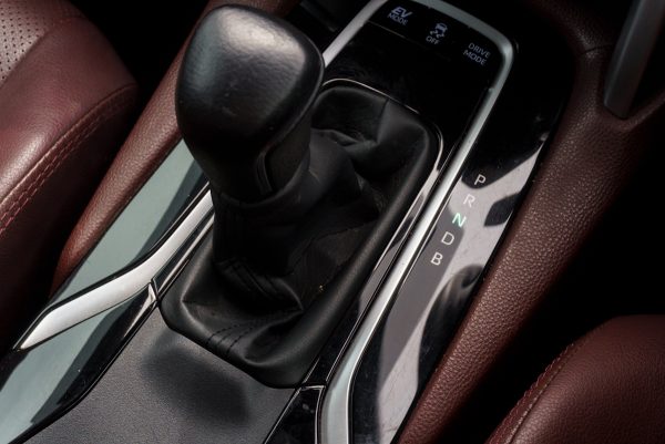 TOYOTA COROLLA CROSS 1.8 HYBRID PREMIUM ปี2021 (2ขช3283) - Image 22