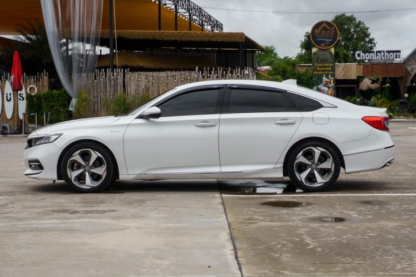 HONDA ACCORD 2.0 HYBRID ปี2021 (2ขฆ2045) - Image 10