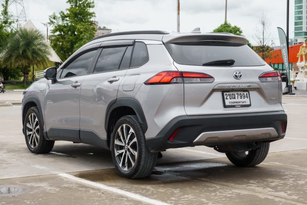 TOYOTA COROLLA CROSS 1.8 HYBRID PREMIUM SAFETY ปี2021 (2ขฌ7994) - Image 9