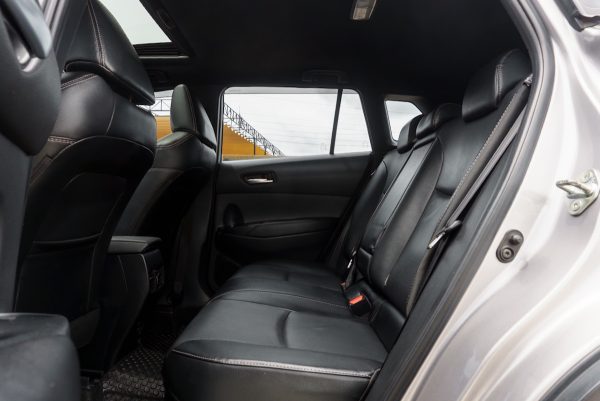 TOYOTA COROLLA CROSS 1.8 HYBRID PREMIUM SAFETY ปี2021 (2ขฌ7994) - Image 14