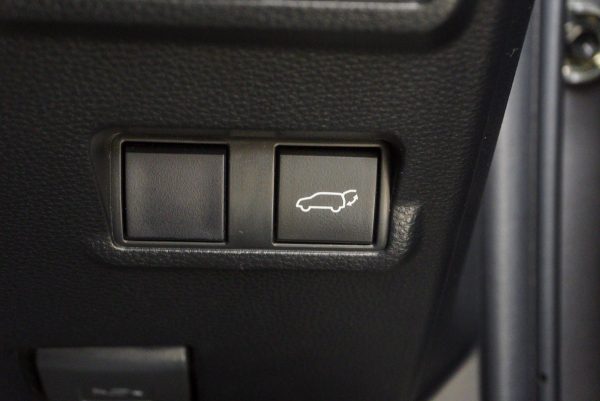 TOYOTA COROLLA CROSS 1.8 HYBRID PREMIUM SAFETY ปี2021 (2ขฌ7994) - Image 27
