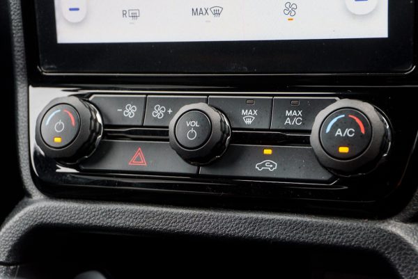FORD RANGER DOUBLE CAB 2.0 WILDTRAK 4WD AT ปี2022 จด2023 (จฉ912) - Image 23