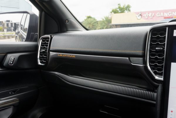 FORD RANGER DOUBLE CAB 2.0 WILDTRAK 4WD AT ปี2022 จด2023 (จฉ912) - Image 27