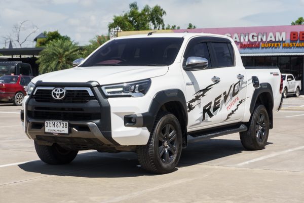TOYOTA REVO DUAL CAB 2.4 PRERUNNER ENTRY AT ปี2022 จด2023 (3ขห8738) - Image 3