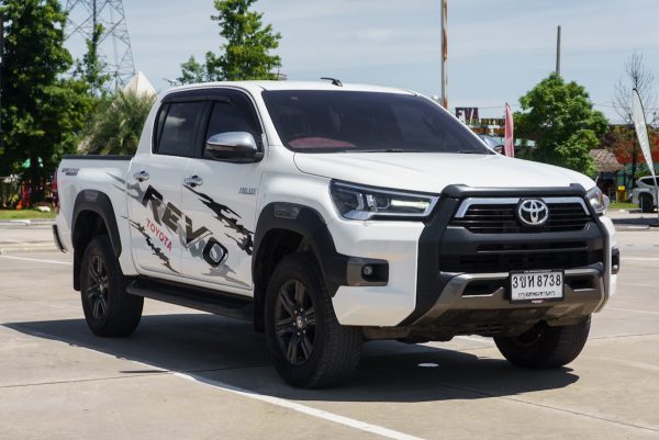 TOYOTA REVO DUAL CAB 2.4 PRERUNNER ENTRY AT ปี2022 จด2023 (3ขห8738) - Image 5