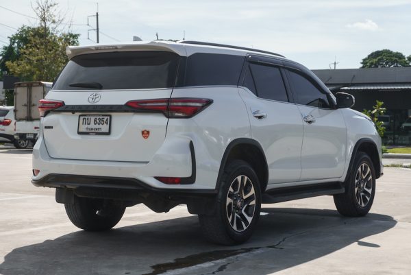 TOYOTA FORTUNER 2.4 LEADER V ปี2024 (กบ6354) - Image 7