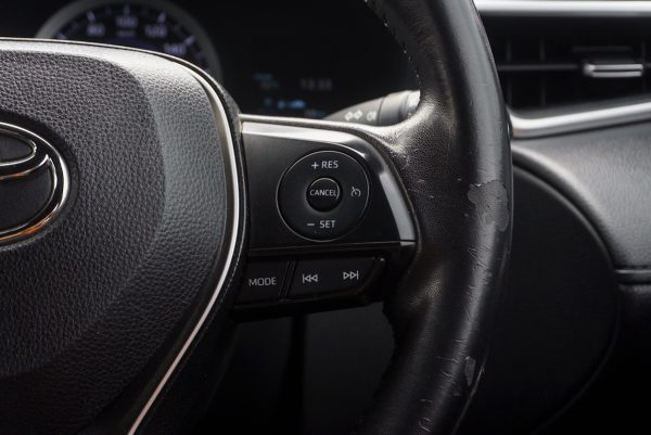 TOYOTA COROLLA CROSS 1.8 HYBRID SMART ปี2021 (2ขฎ8496) - Image 18