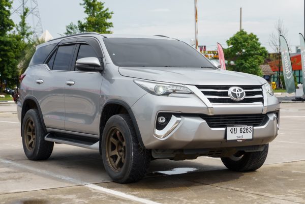 TOYOTA FORTUNER 2.4 V ปี2019 (งย6263) - Image 5