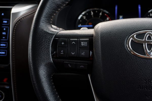 TOYOTA FORTUNER 2.4 V ปี2019 (งย6263) - Image 20