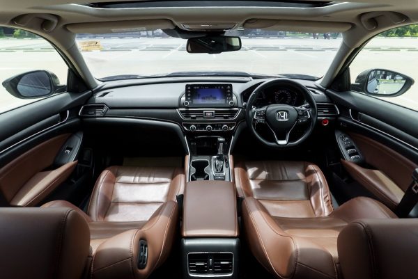 HONDA ACCORD 2.0 HYBRID TECH AT ปี 2019 (9กฒ7672) - Image 17