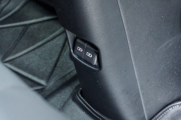TOYOTA YARIS 1.2 SMART AT ปี 2023 (4ขย8368) - Image 27