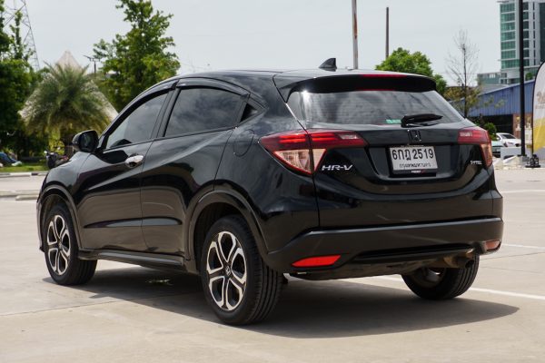 HONDA HR-V 1.8 E LIMITED AT ปี2017 (6กฎ2519) - Image 9