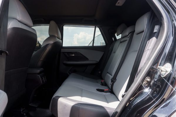 TOYOTA YARIS CROSS 1.5 HYBRID PREMIUM LUXURY AT ปี 2024 (6ขฆ4755) - Image 14