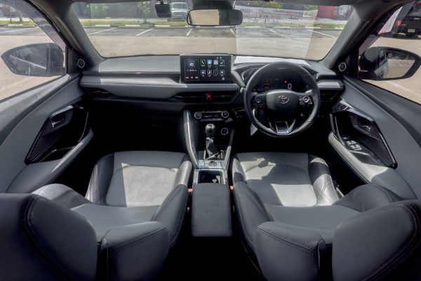 TOYOTA YARIS CROSS 1.5 HYBRID PREMIUM LUXURY AT ปี 2024 (6ขฆ4755) - Image 16