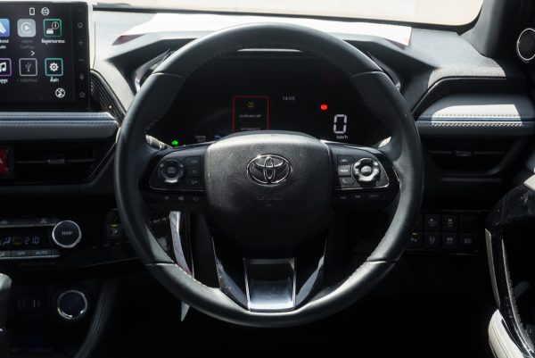 TOYOTA YARIS CROSS 1.5 HYBRID PREMIUM LUXURY AT ปี 2024 (6ขฆ4755) - Image 17