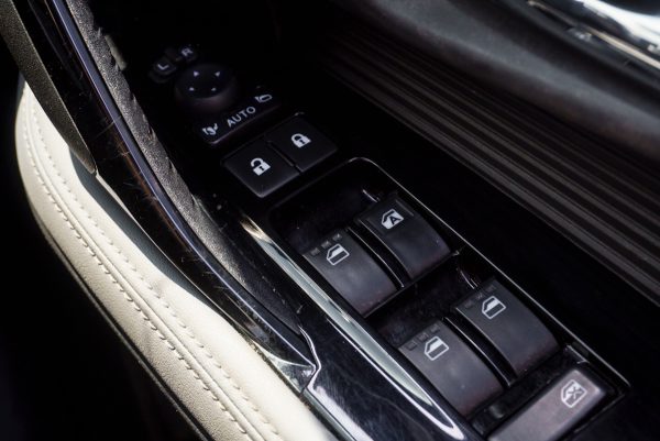 TOYOTA YARIS CROSS 1.5 HYBRID PREMIUM LUXURY AT ปี 2024 (6ขฆ4755) - Image 29
