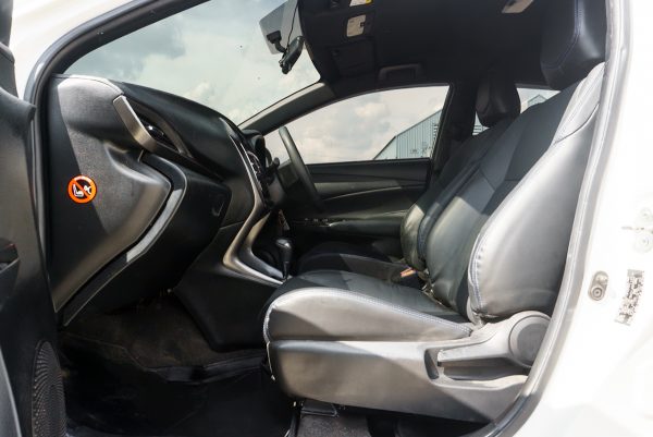 TOYOTA YARIS 1.2 SPORT ปี2022 (กจ8982) - Image 14