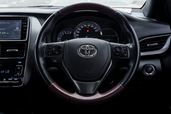 TOYOTA YARIS 1.2 SPORT PREMIUM X (BLACK ROOF X-URBAN) ปี2022 (กธ9349) - Image 16