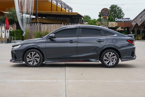 TOYOTA YARIS 1.2 PREMIUM ปี2023 (3ขษ4220) - Image 10