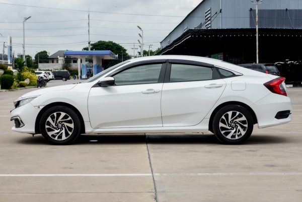 HONDA CIVIC 1.8 E ปี2021 (2ขฌ613) - Image 10