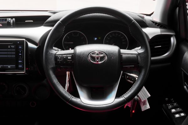 TOYOTA REVO DUAL CAB 2.4 PRERUNNER E PLUS AT ปี2019 (8กท9138) - Image 16