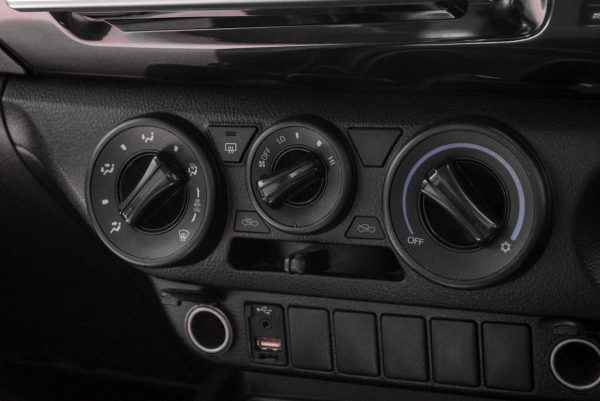 TOYOTA REVO DUAL CAB 2.4 PRERUNNER E PLUS AT ปี2019 (8กท9138) - Image 22