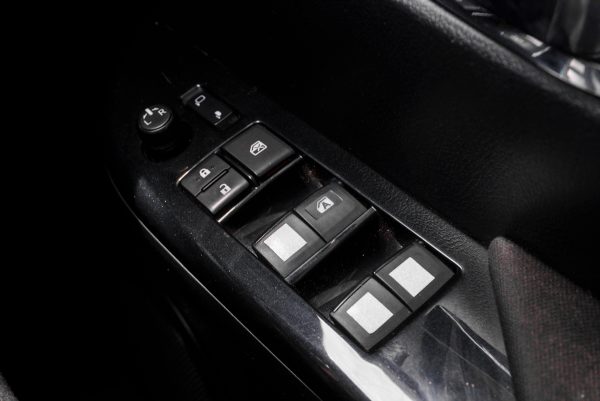 TOYOTA REVO DUAL CAB 2.4 PRERUNNER E PLUS AT ปี2019 (8กท9138) - Image 26