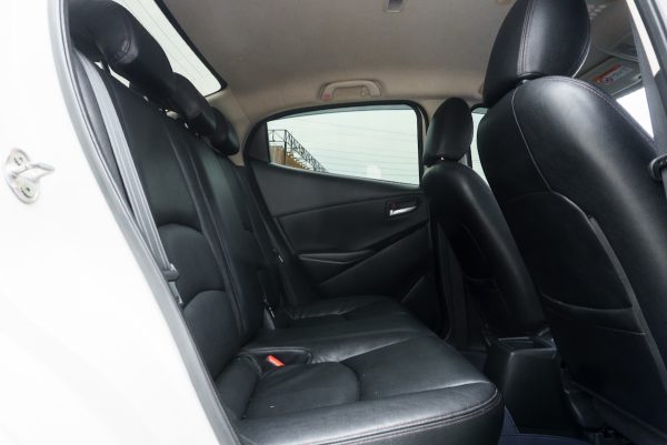 MAZDA 2 1.3 S AT ปี2020 จด ปี2021 (1ขร2718) - Image 12