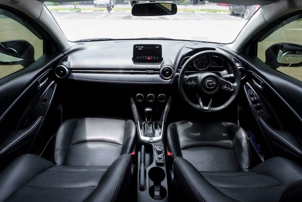 MAZDA 2 1.3 S AT ปี2020 จด ปี2021 (1ขร2718) - Image 15