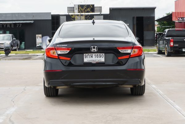 HONDA ACCORD 1.5 EL AT ปี 2020 (9กฬ1690) - Image 8