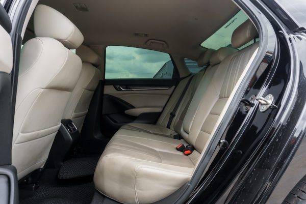HONDA ACCORD 1.5 EL AT ปี 2020 (9กฬ1690) - Image 14