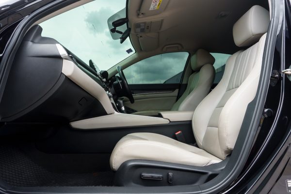 HONDA ACCORD 1.5 EL AT ปี 2020 (9กฬ1690) - Image 15