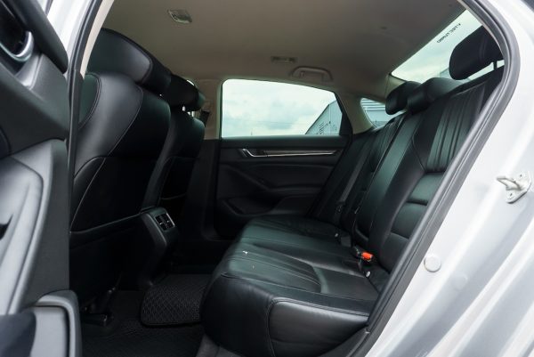 HONDA ACCORD 1.5 EL AT ปี 2019 (9กต418) - Image 14