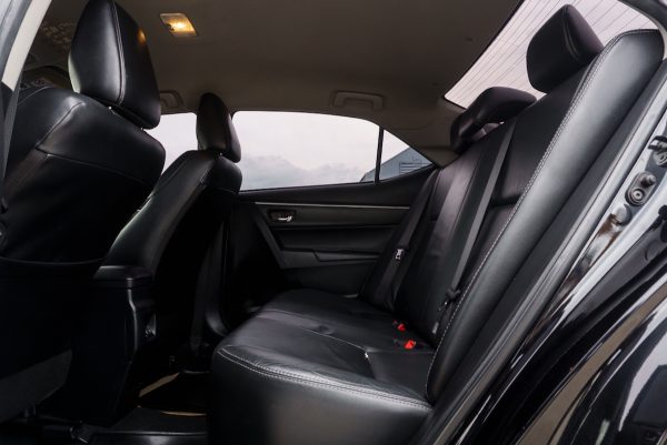 TOYOTA ALTIS 1.8 ESPORT OPTION AT ปี 2019 (8กด8803) - Image 14