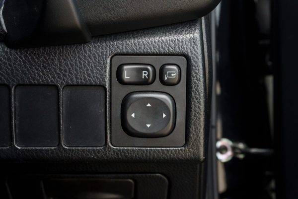 TOYOTA ALTIS 1.8 ESPORT OPTION AT ปี 2019 (8กด8803) - Image 27