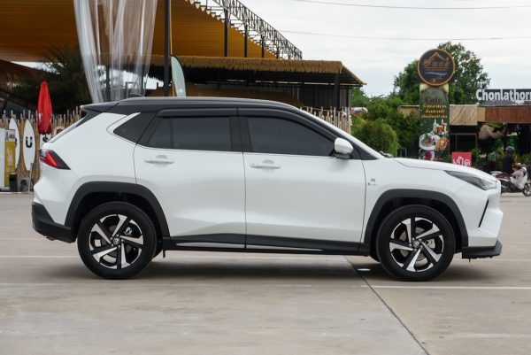 TOYOTA YARIS CROSS 1.5 HYBRID PREMIUM AT ปี 2025 (ชุดจด) - Image 6
