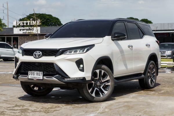 TOYOTA FORTUNER 2.4 LEGENDER ปี2022 (3ขช1827) - Image 3