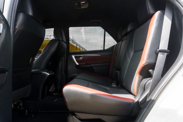 TOYOTA FORTUNER 2.4 LEGENDER ปี2022 (3ขช1827) - Image 14