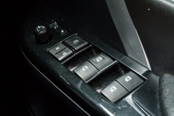 TOYOTA FORTUNER 2.4 V AT ปี2016 (3กฌ98) - Image 31