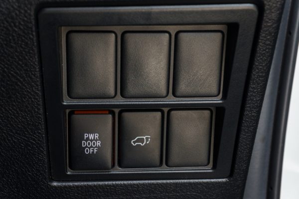 TOYOTA FORTUNER 2.4 V ปี2019 จด2020 (9กฬ6122) - Image 31