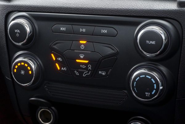 FORD RANGER DUAL CAB 2.2 HI-RIDER XLT AT ปี2020 จด2021 (1ขบ3510) - Image 20