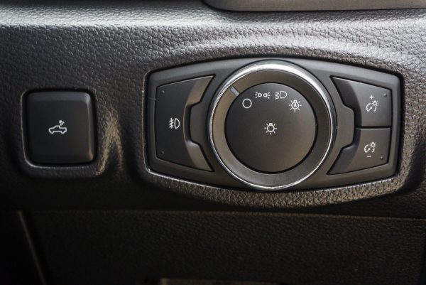 FORD RANGER DUAL CAB 2.2 HI-RIDER XLT AT ปี2020 จด2021 (1ขบ3510) - Image 26