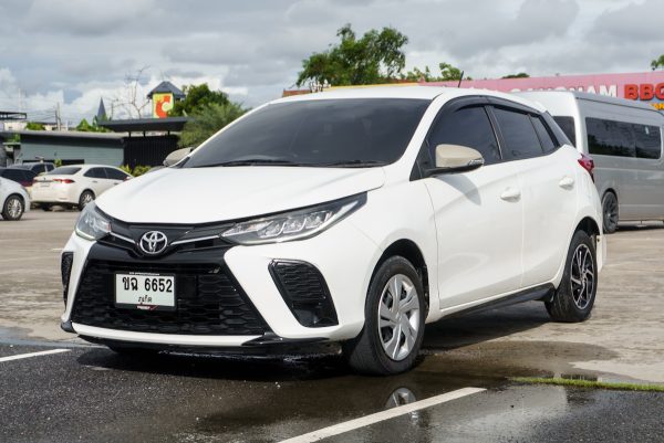 TOYOTA YARIS 1.2 SPORTS ปี2022 จด2023 (ขฉ6652) - Image 3